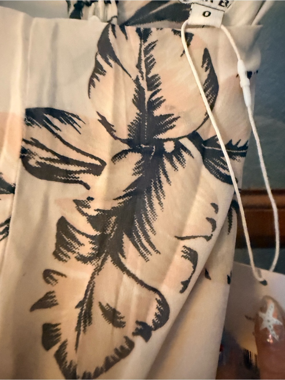 Walter Baker White Midi Dress with Black Floral Print - Picture 6 of 10